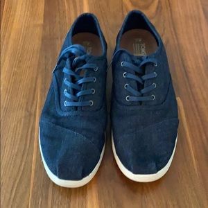 Toms Canvas Casual Shoe (Size Mens 11)
